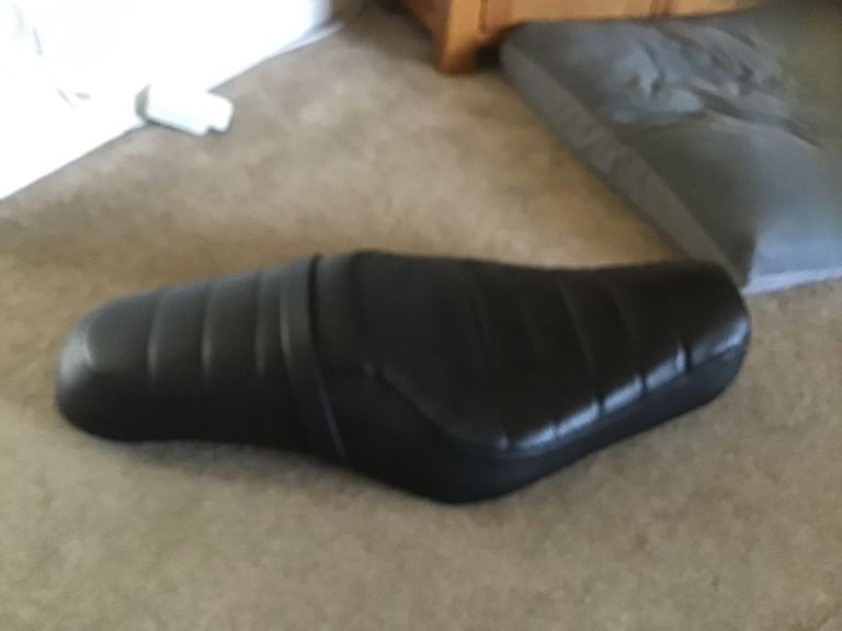 Harley Davidson 883 seat 