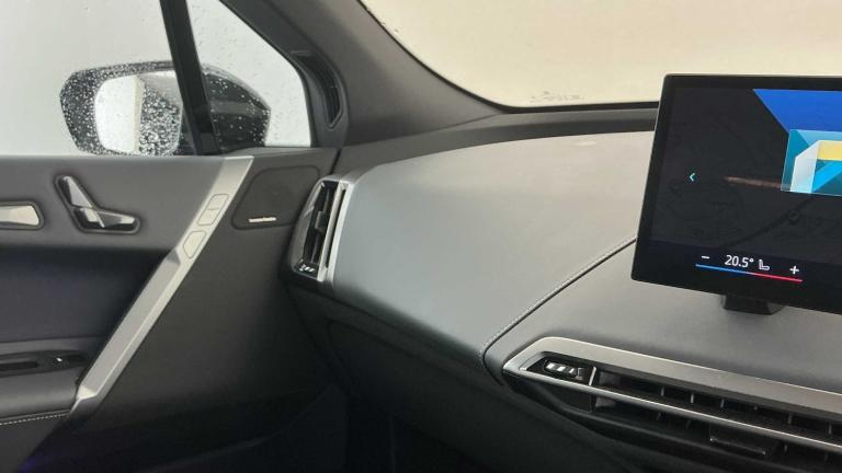 2025 BMW iX 300kW xDrive45 M Sport 101kWh 5dr Auto SUV Electric Automatic