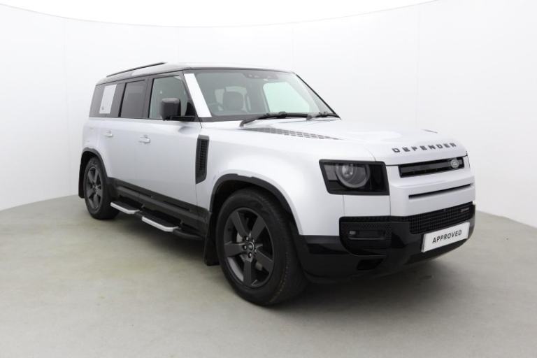 LAND ROVER DEFENDER 3.0 D300 X-Dynamic HSE 110 5dr Auto [7 Seat]