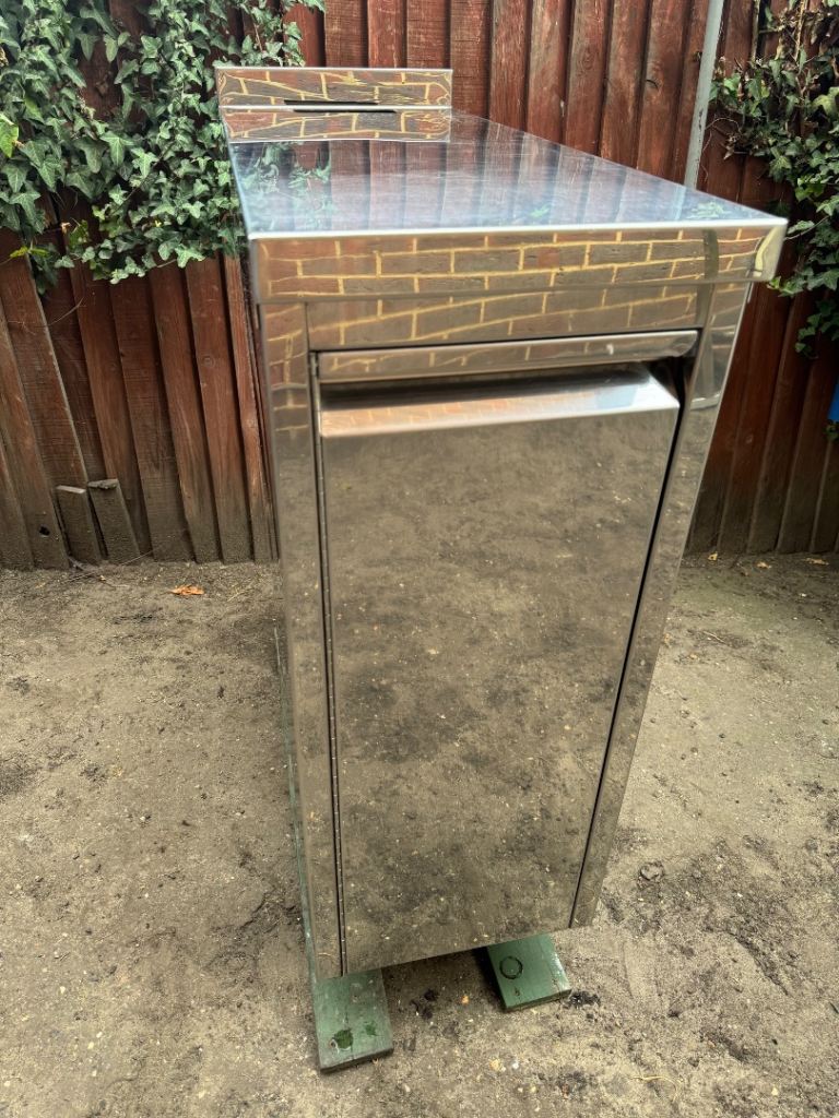 Cabinet Stainless Steel 