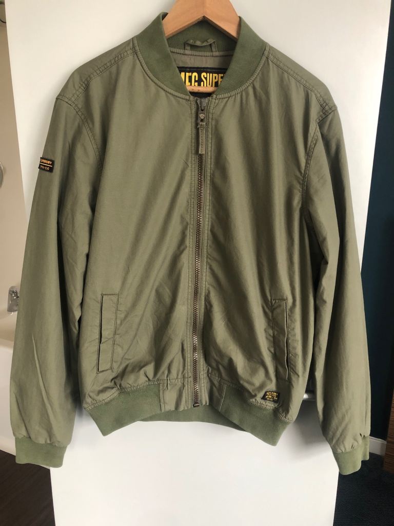 Superdry Men's light weight MA1 Bomber Jacket – Olive Green Cotton, NEW condition
