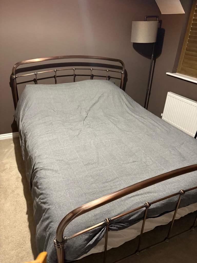King size bed and matress