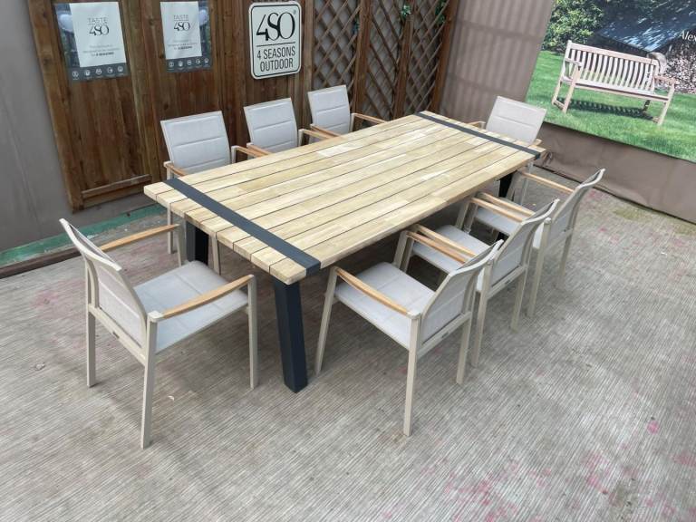 4 seasons outdoors brand new rrp £2799 everything must go