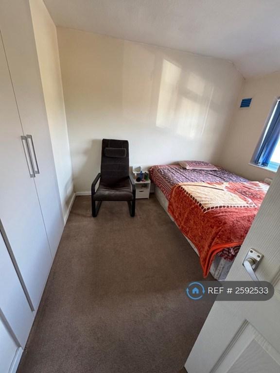 1 bedroom in Priory Dell, Stevenage, SG1 (#2592533)