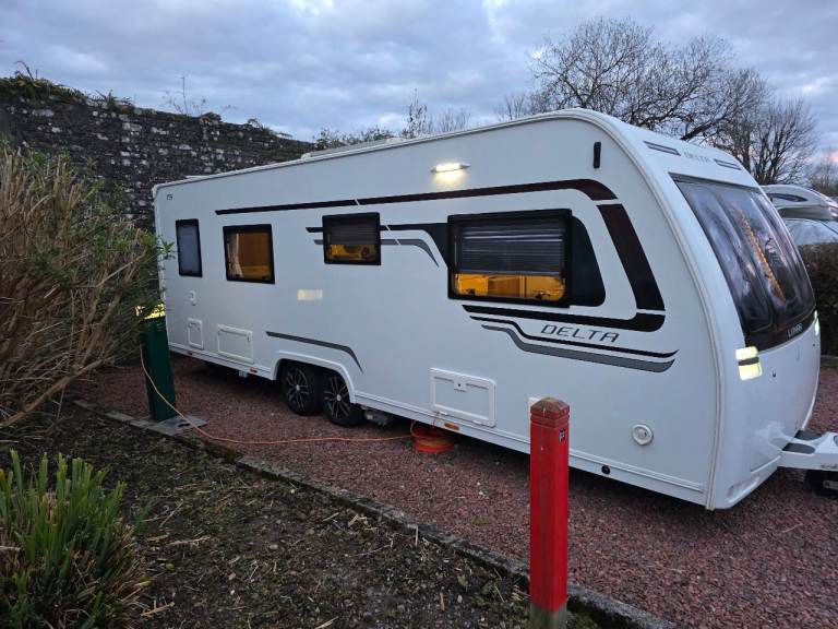 2017 lunar delta top of the range solar mover 