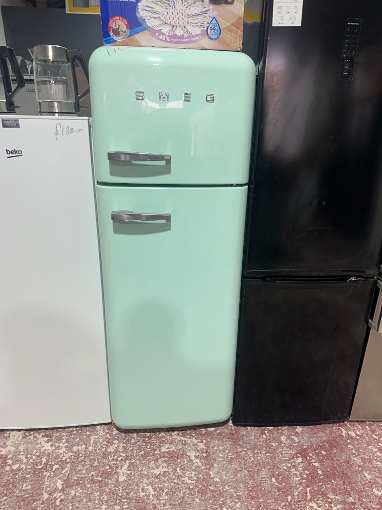 Smeg fridge freezer 