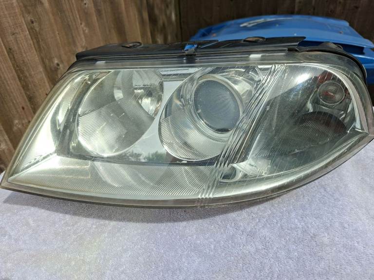 VOLKSWAGEN PASSAT SE 20V 1.8 HEADLIGHT HEADLAMP LEFT SIDE 3B0941015AP