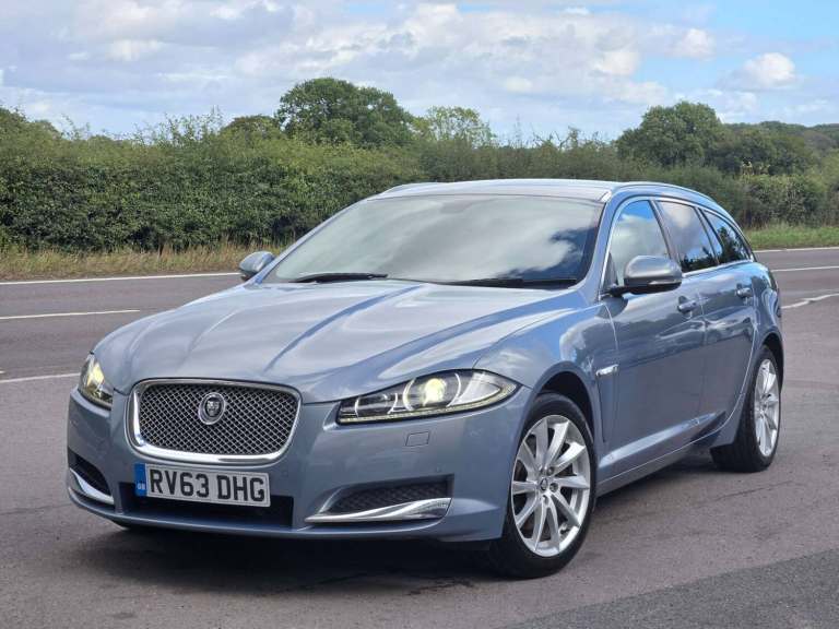 2013 Jaguar XF 2.2 XF Premium Luxury Sportbrake D Auto 5dr Estate Diesel Automatic