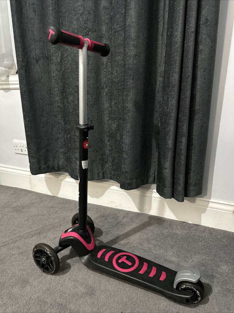 SmarTrike T5 adjustable Scooter