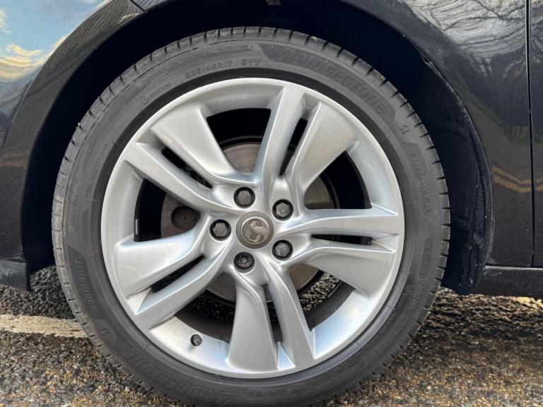 2016 Vauxhall Meriva 1.4i Turbo SE Auto Euro 6 5dr MPV Petrol Automatic