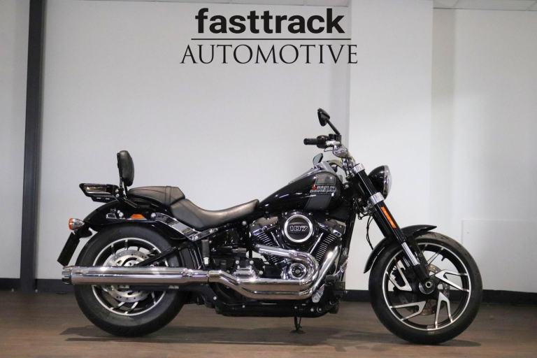Harley-Davidson FLSB 1745 Sport Glide Softail - 2021 - 6585 MILES - COBRA EXHST