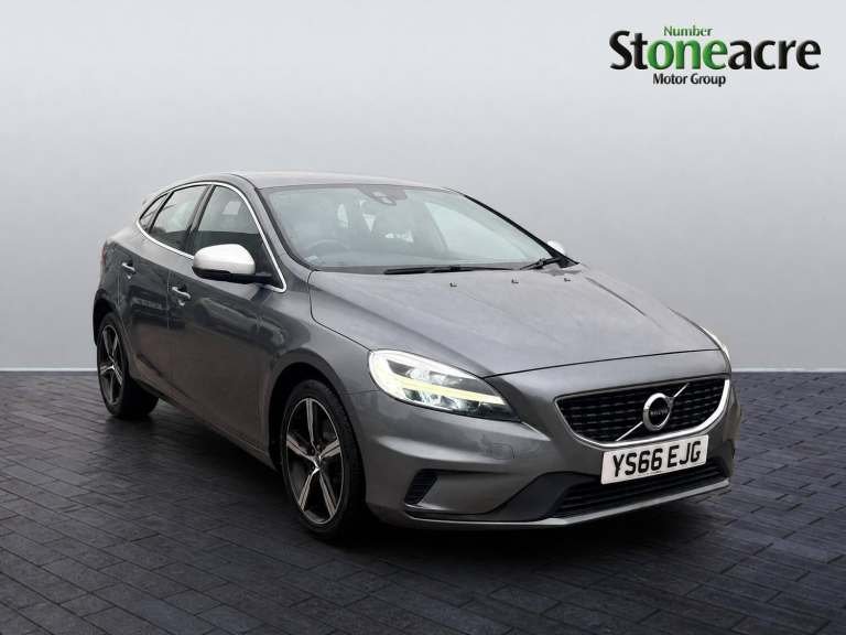 2016 Volvo V40 T2 [122] R DESIGN Nav Plus 5dr HATCHBACK PETROL Manual