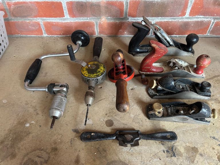 Old Style Tools £25