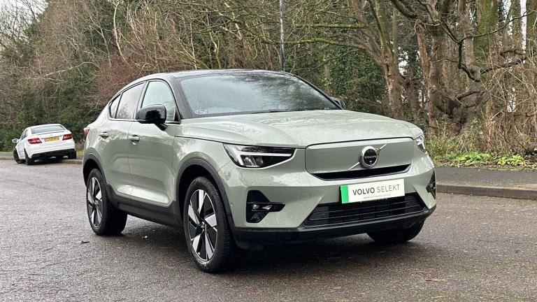 2025 Volvo EC40 Single Motor Extended Range 78kWh Plus SUV 5dr Electric Auto (252 ps) ESTATE Elec...