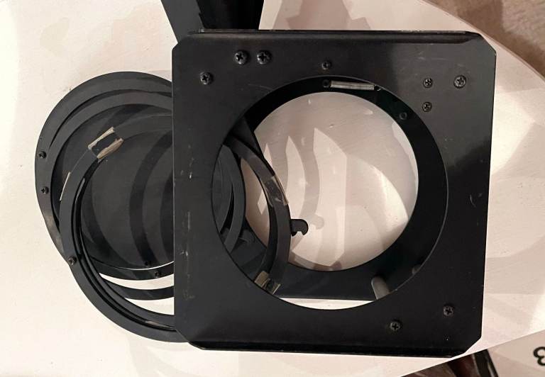 Follow spot (Professional) with a heavy duty stand