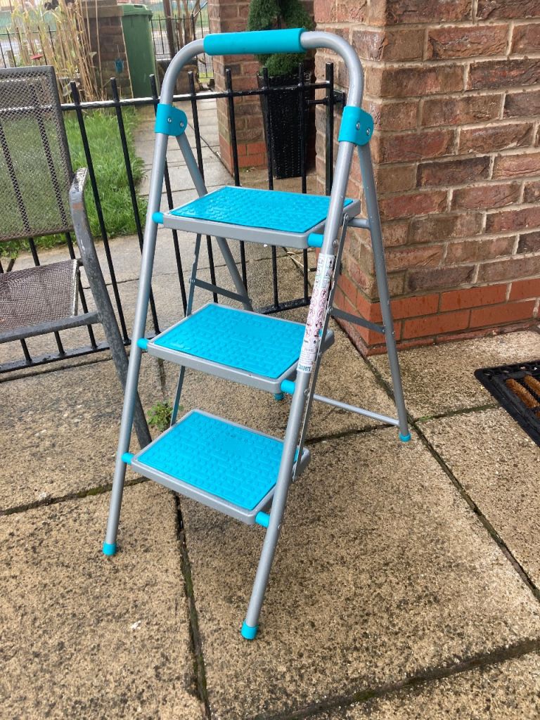 3 step safety step ladder 
