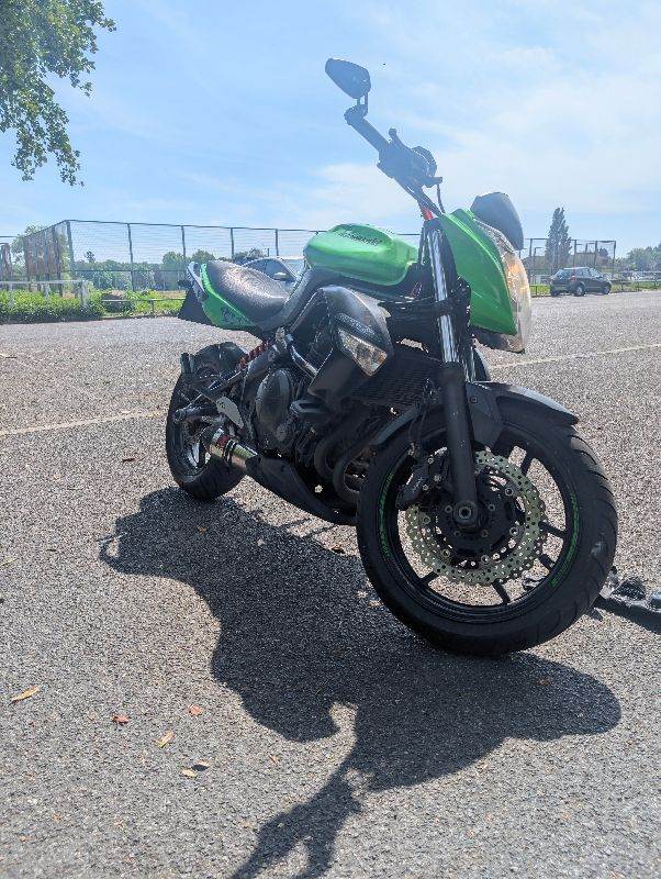 Kawasaki, ER, 2010, 649 (cc)