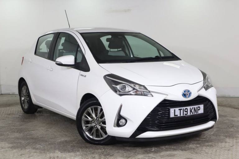 2019 Toyota Yaris 1.5 VVT-h Icon Hatchback 5dr Petrol Hybrid E-CVT Euro 6 (s/s) (100 ps) Hatchbac...