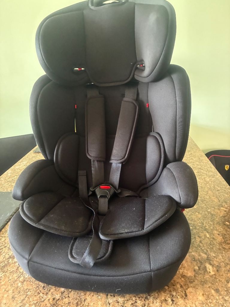 Child car seat 