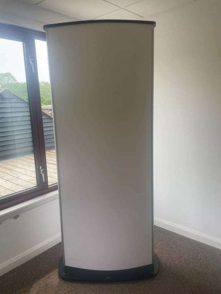 Grafikpod Totem Sign Board with Gloss Black Stand