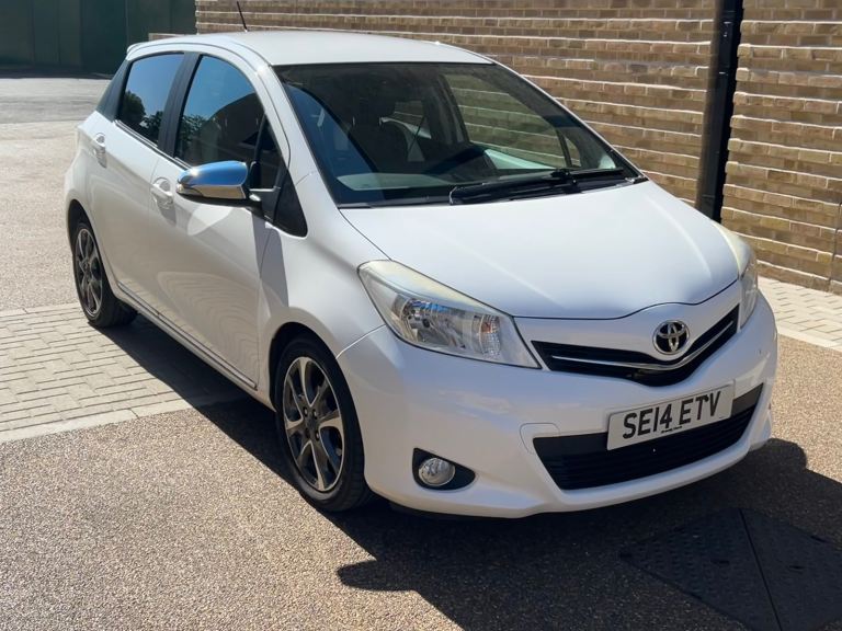 2014 5 DOOR TOYOTA YARIS, 3 OWNER, FULL SH, 1 YEAR M.O.T & HPI CLEAR✅