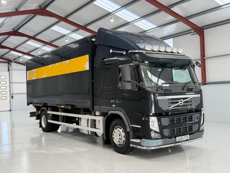 2010 (60) VOLVO FM 370 SLEEPER CAB 18 TON 