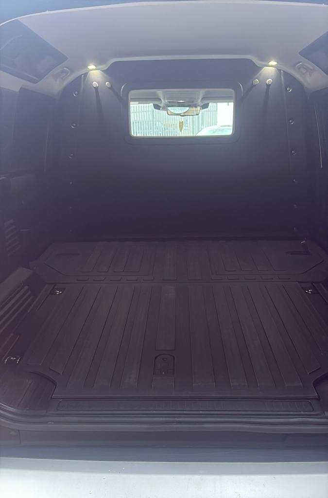 LAND ROVER DEFENDER 3.0 D250 MHEV SE 2021