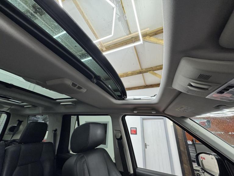 2016 Land Rover Discovery 3.0 SDV6 Landmark 5dr Auto ESTATE DIESEL Automatic