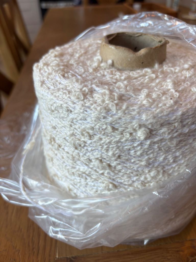 Machine knitting wool