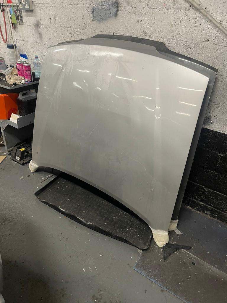 Ford sierra bonnet