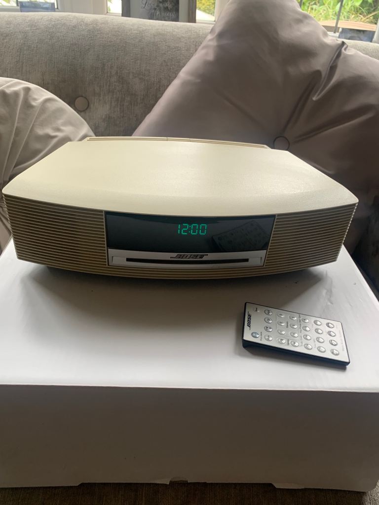 BOSE Wave CD/Radio.