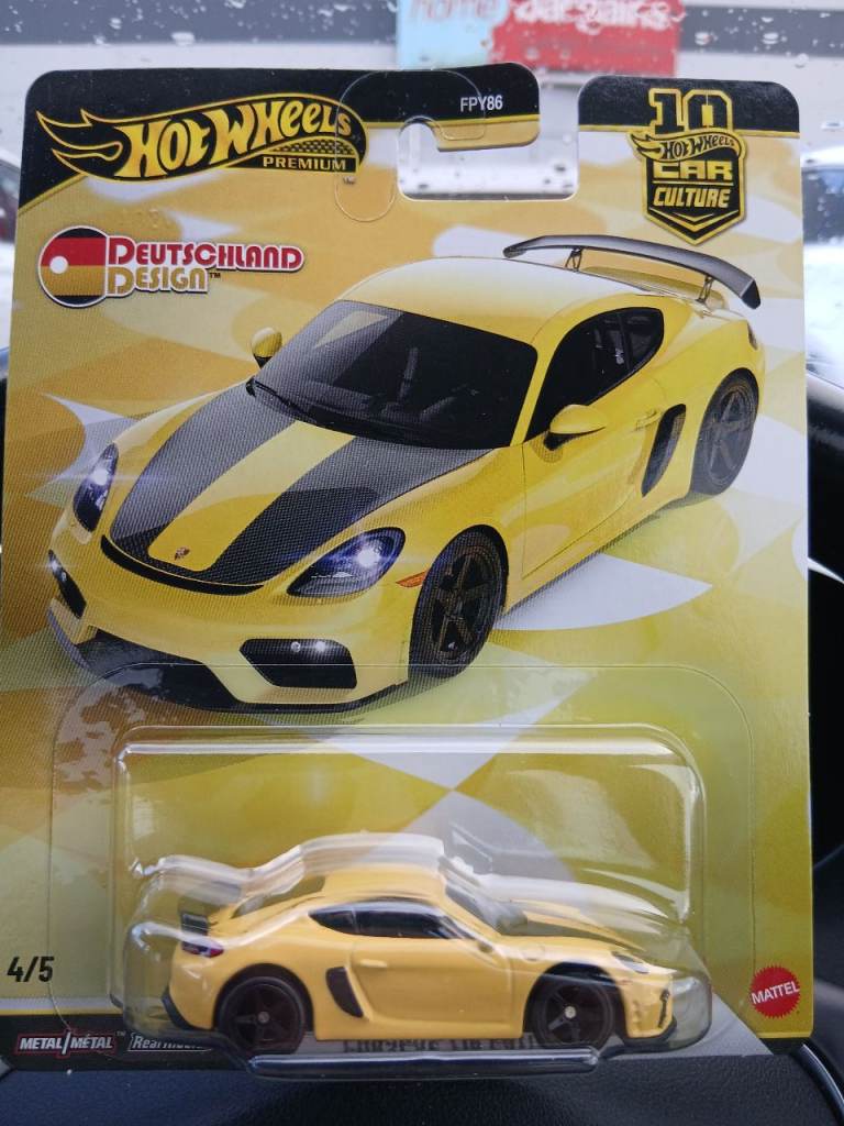 Hot Wheels Porsche 718 Caymen GT4