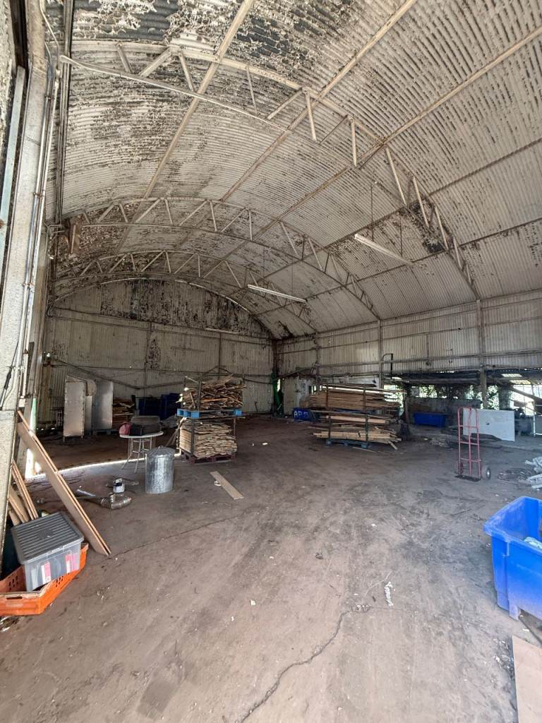 Site photograph 18 of 20 showing the agricultural steel-frame buildings at Hereford, Herefordshire