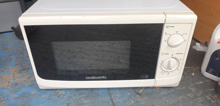 Cookworks Microwave Oven - Good Condition