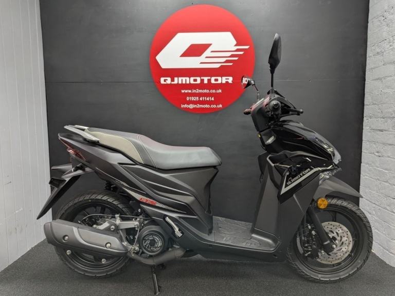 QJMotor LTS 125 S