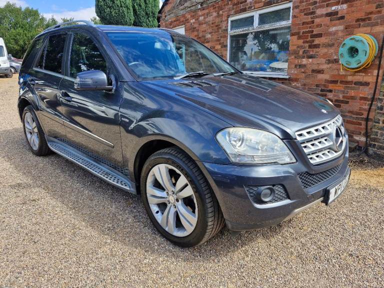 Mercedes-Benz ML350 V6 Cdi Sport Auto. Well looked after, 2 keys, New MOT upon sale