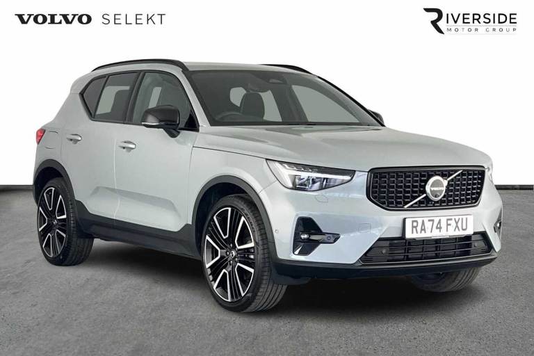 2025 Volvo XC40 B3 Ultra, B3 Mild hybrid, Petrol, Dark Estate Petrol Automatic