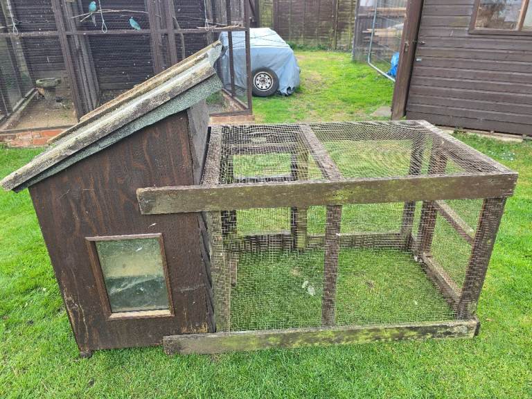 *FREE* Chicken Coop