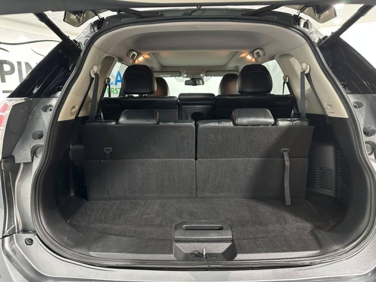 2016 Nissan X-Trail 1.6 dCi Tekna SUV 5dr Diesel Manual Euro 6 (s/s) (130 ps) ESTATE Diesel Manual