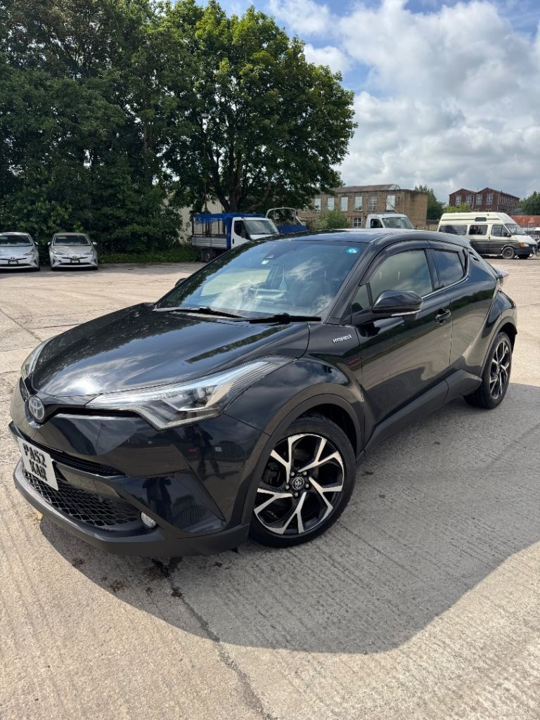 Toyota C-HR Dynamic 1.8 Hybrid Automatic 