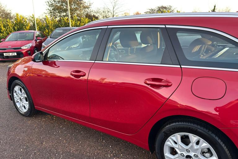  Kia Ceed Sportswagon 1.5 T Gdi 2 Sportswagon 5dr Petrol Manual Euro 6 s/s 138