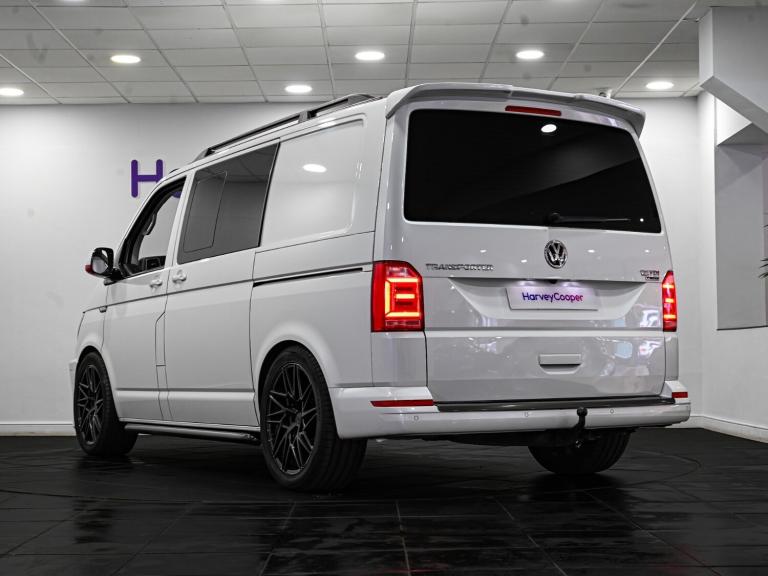 2018 Volkswagen Transporter 2.0 BiTDI BMT 204 Highline Kombi Van 4MOTION DSG WINDOW VAN DIESEL Au...