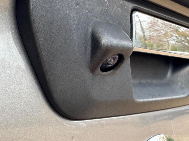 2020 Nissan Navara 2.3 dCi Tekna Auto 4WD Euro 6 4dr PICK UP Diesel Automatic