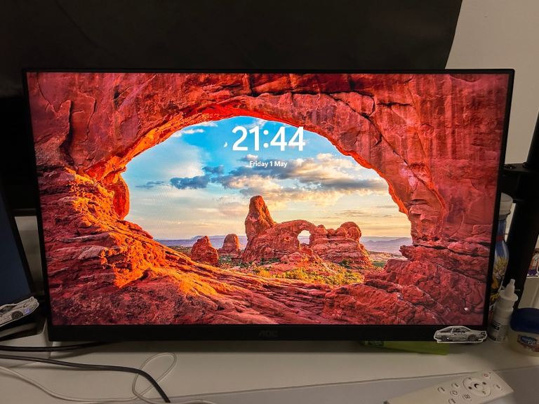 AOC Gaming 24G4XE 24 Inch Monitor, 180Hz, IPS, 1ms, built in speakers and height adjustable stand