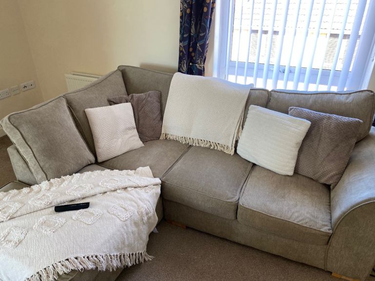 Corner Sofa - Good Condition
