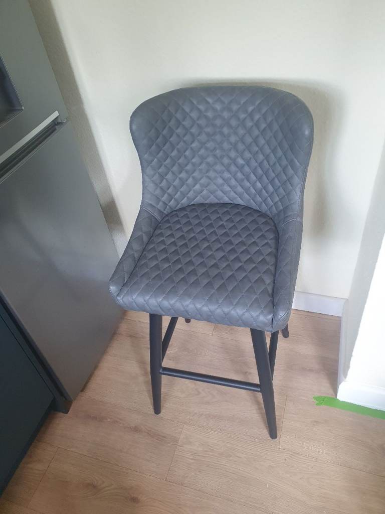 Padded breakfast bar stool