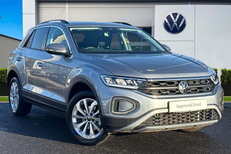 2025 Volkswagen T-Roc 1.5 TSI Match 5dr DSG **WINTER PACK** SUV PETROL Automatic