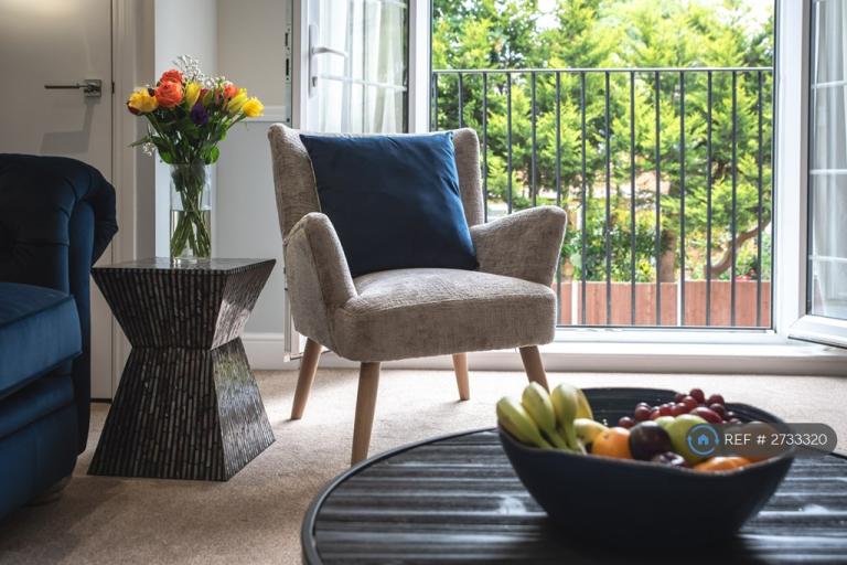 2 bedroom flat in Seymour Road, Southampton, SO16 (2 bed) (#2733320)