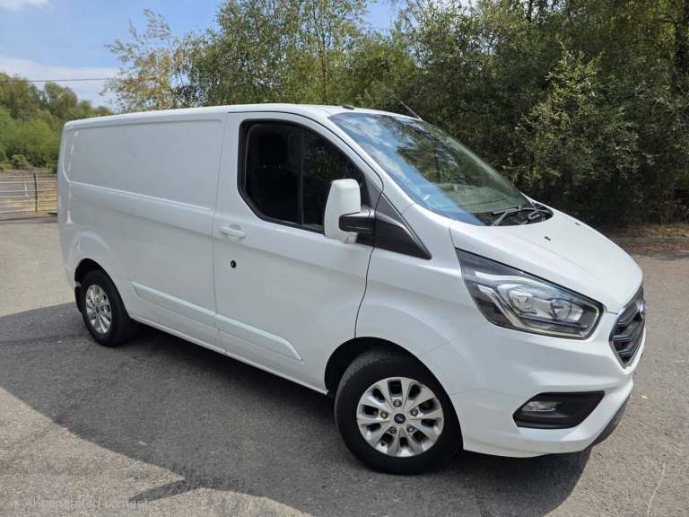 2018 Ford Transit Custom 2.0 EcoBlue 130ps Low Roof Limited Van PANEL VAN Diesel Manual