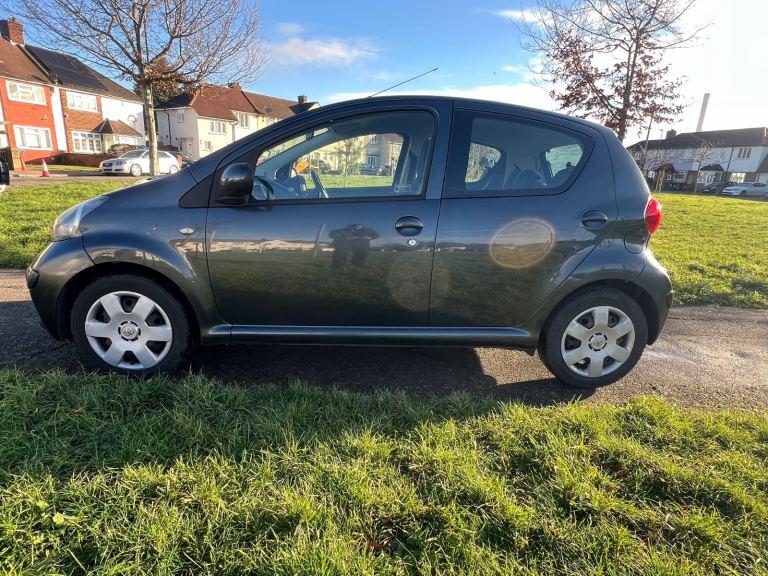 Toyota, AYGO, Hatchback, 2006, Semi-Auto, 998 (cc), 5 doors